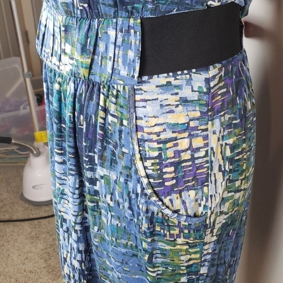 Mark. Batik Print Open Back Dress See Measurements - Picture 4 of 15